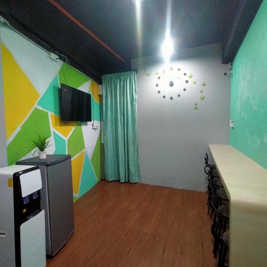 Joka-Joka Guesthouse Малакка Экстерьер фото